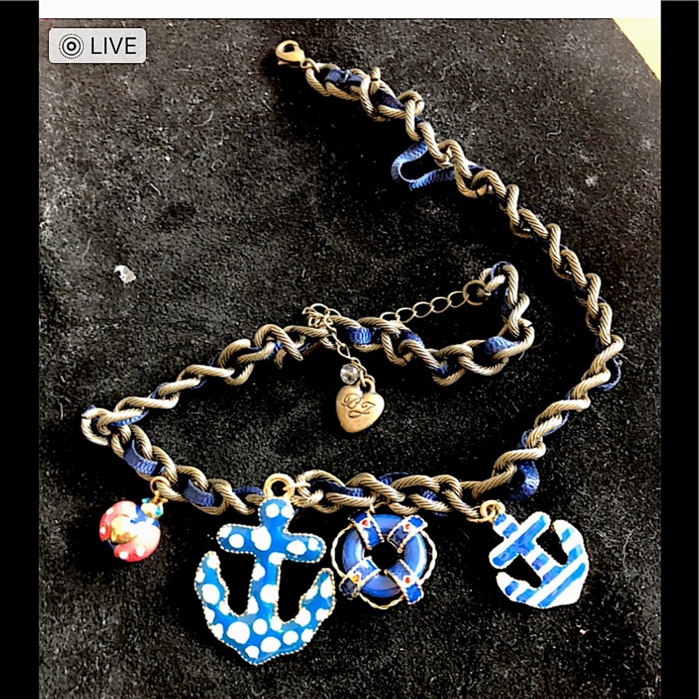 🎁3/$30 Betsy Johnson Nautical Charm bracelet